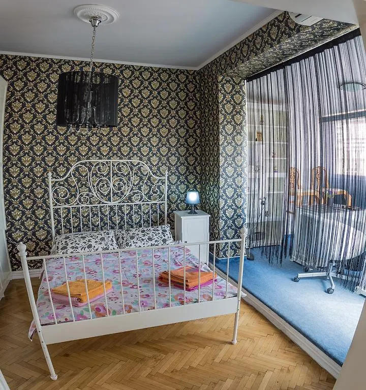 Fast Rent Accommodation Bukarest Apartment